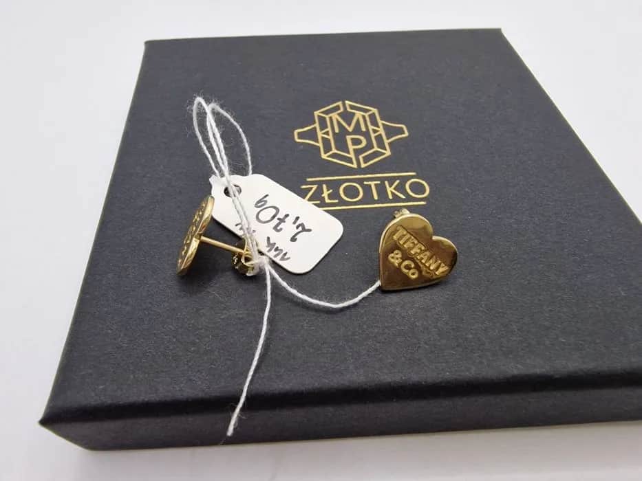 Kolczyki Tiffany & Co cena - poznaj ceny i różnorodność modeli w Polsce
