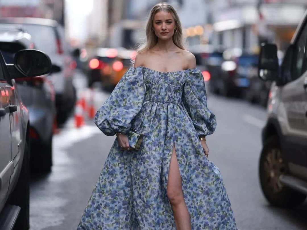 Jakie kolczyki wybrać do sukienki w kwiaty, aby zachwycać?