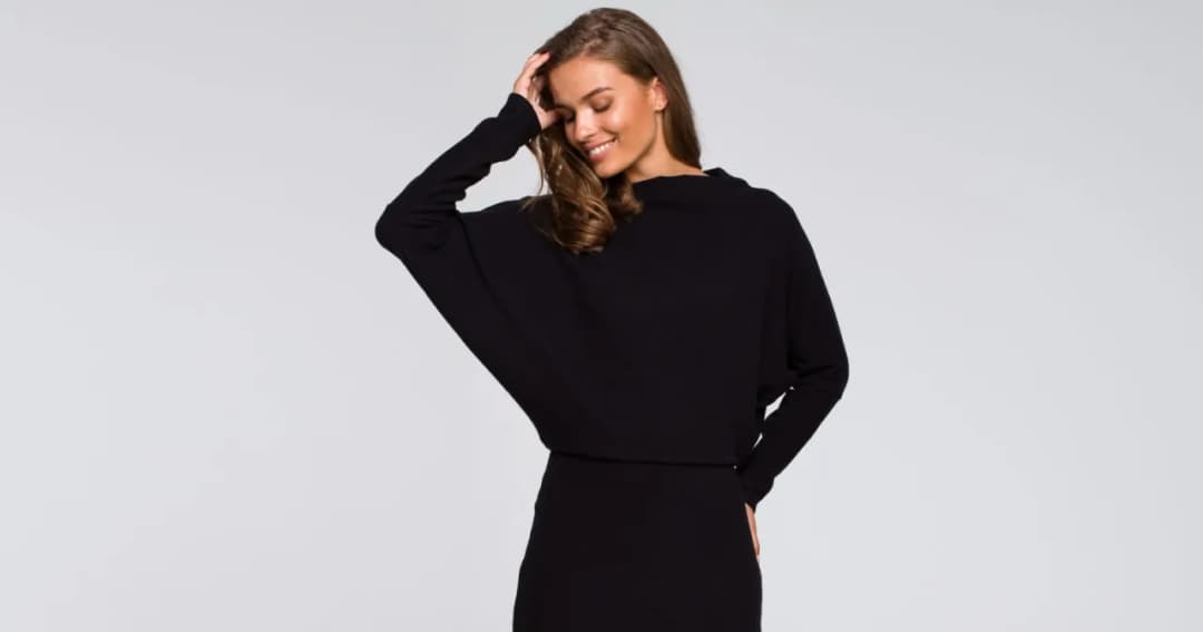 Jaki naszyjnik do sukienki bez dekoltu, by uniknąć modowej wpadki?