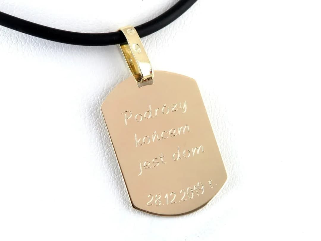 Naszyjnik nieśmiertelnik - co to znaczy i jaką ma wartość?