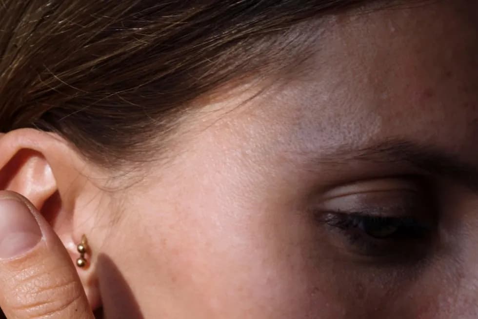 Tragus jaki kolczyk: Wybierz najlepszy kolczyk dla swojego ucha
