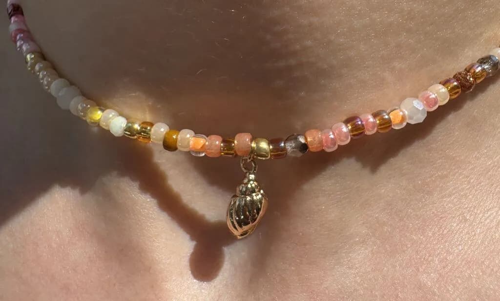 Jak zrobić naszyjnik z krwią - bezpieczne metody i alternatywy