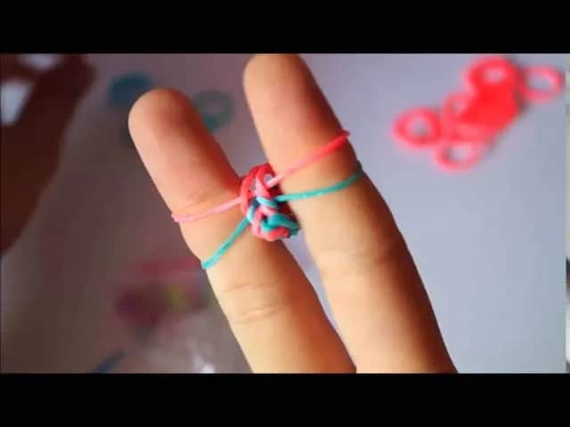 Jak zrobić bransoletkę z gumek recepturek - proste metody i porady