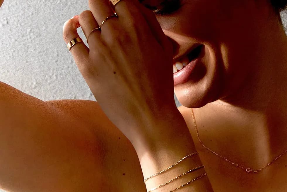 Gdzie zrobić permanentne bransoletki? Sprawdź najlepsze salony w Polsce