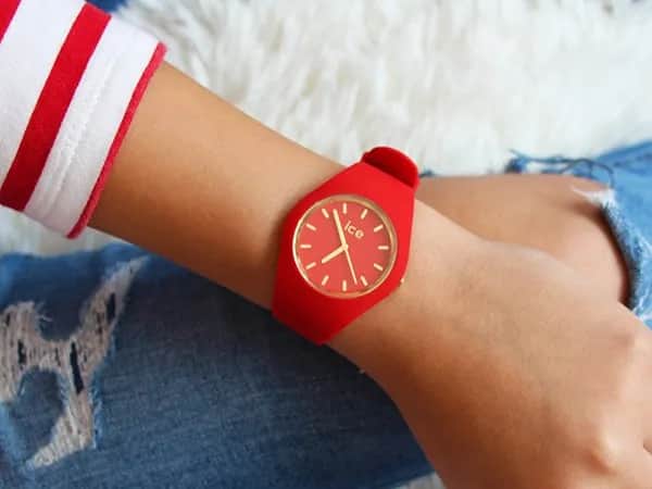 Zegarek damski Ice na Allegro – najlepsze modele i ceny, które musisz znać